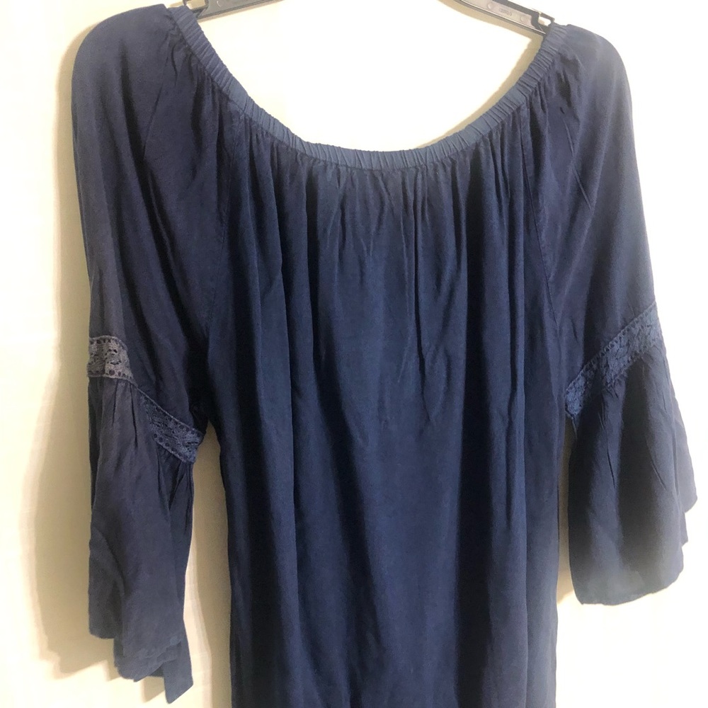 Splendid exclusive for A Pea in the Pod Maternity Blouse. - Picture 3 of 8